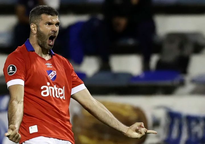 NACIONAL LO DA VUELTA